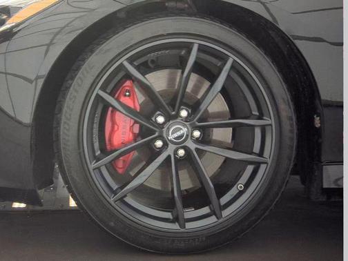 Black Diamond Pearl 2024 Nissan Z Performance Auto