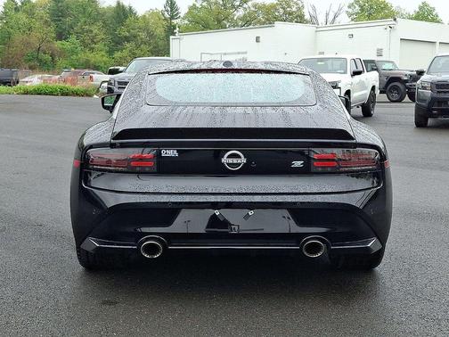 Black Diamond Pearl 2024 Nissan Z Performance Auto