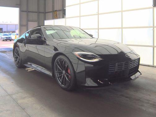 Black Diamond Pearl 2024 Nissan Z Performance Auto