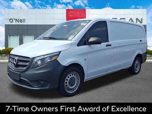 2020 Mercedes-Benz Metris Base