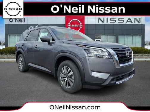 2025 Nissan Pathfinder SL 4WD