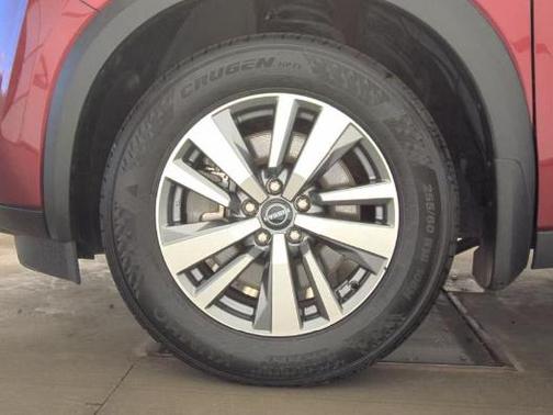 Scarlet Ember Tintcoat/Super Black 2023 Nissan Pathfinder SL 4WD