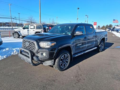 2021 Toyota Tacoma TRD Sport