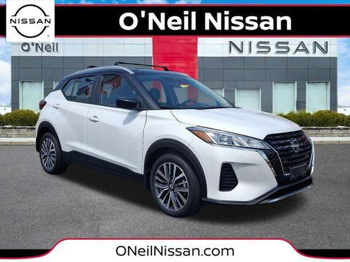 2022 Nissan Kicks SV