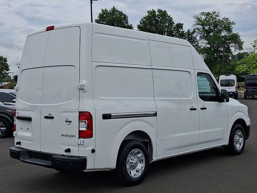 Glacier White 2019 Nissan NV Cargo NV2500 HD SV V6