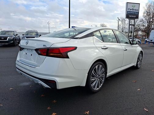 2023 Nissan Altima 2.5 SL