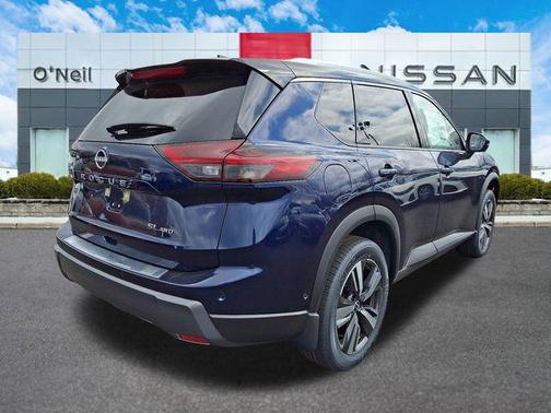 2025 Nissan Rogue SL
