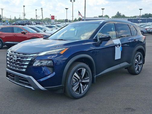 2025 Nissan Rogue SL