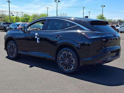 Super Black 2026 Nissan Murano Platinum