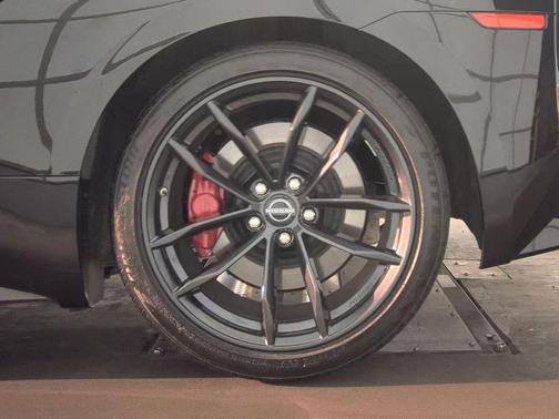 Black Diamond Pearl 2025 Nissan Z Performance Automatic Transmission