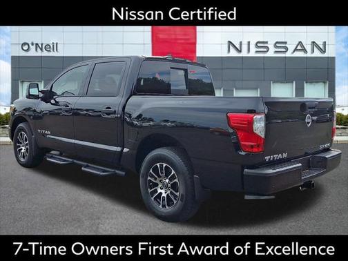 2024 Nissan Titan SV