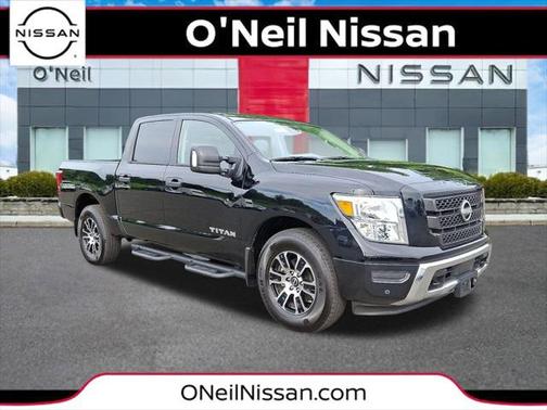 2024 Nissan Titan SV