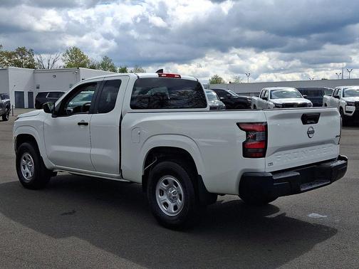 Glacier White 2024 Nissan Frontier S