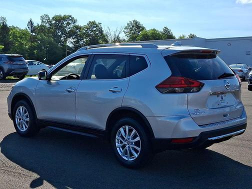 Brilliant Silver 2017 Nissan Rogue SV