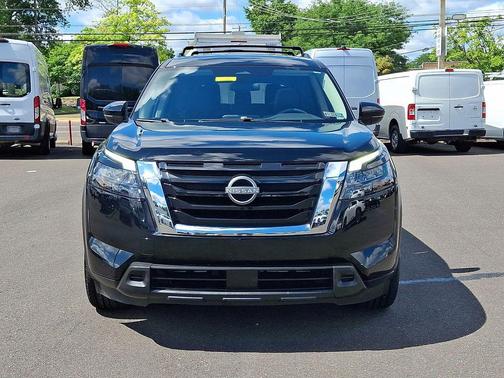 Super Black 2023 Nissan Pathfinder SV 4WD