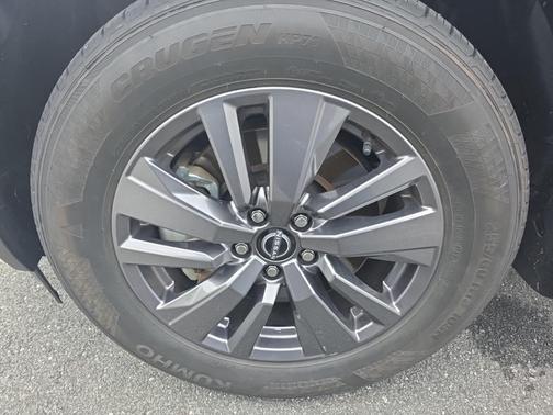 Super Black 2023 Nissan Pathfinder SV 4WD