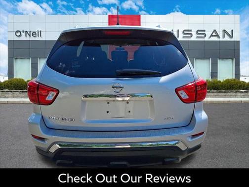 2017 Nissan Pathfinder S