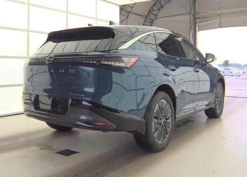 Pearl Metallic 2026 Nissan Murano Platinum