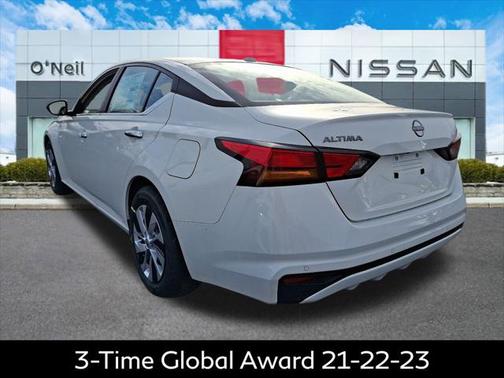 2025 Nissan Altima S FWD