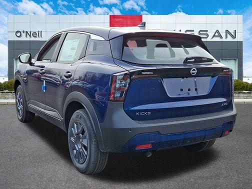2025 Nissan Kicks S