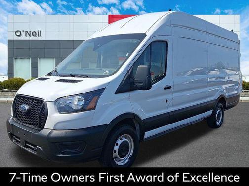 2022 Ford Transit-250 Base