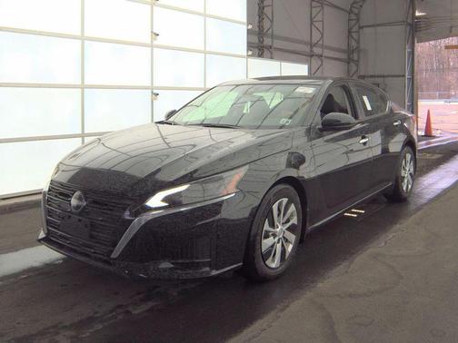 2023 Nissan Altima S FWD