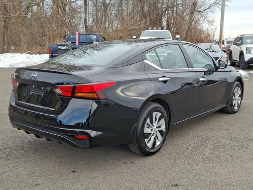 2023 Nissan Altima S FWD