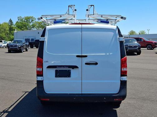 Arctic White 2023 Mercedes-Benz Metris Base