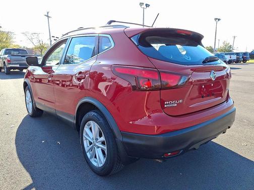 2018 Nissan Rogue Sport SV