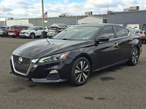 2021 Nissan Altima 2.5 SV