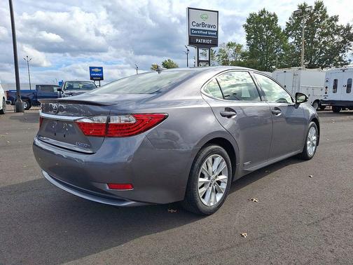 2014 Lexus ES 300h Base