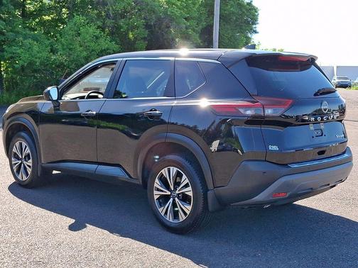 Super Black 2023 Nissan Rogue SV