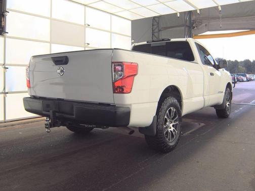 2017 Nissan Titan S