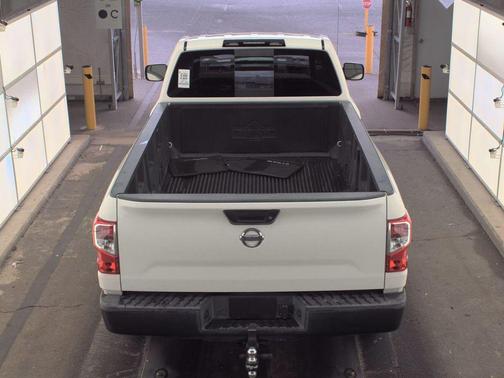 2017 Nissan Titan S