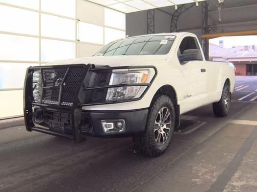 2017 Nissan Titan S