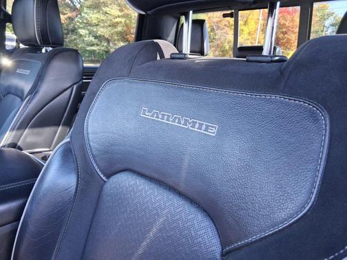 Granite Crystal Metallic Clearcoat 2021 RAM 1500 Laramie