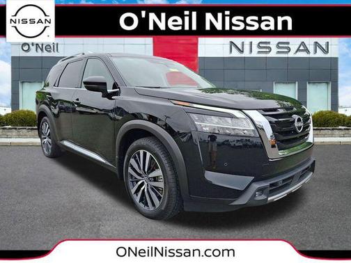 2022 Nissan Pathfinder Platinum 4WD