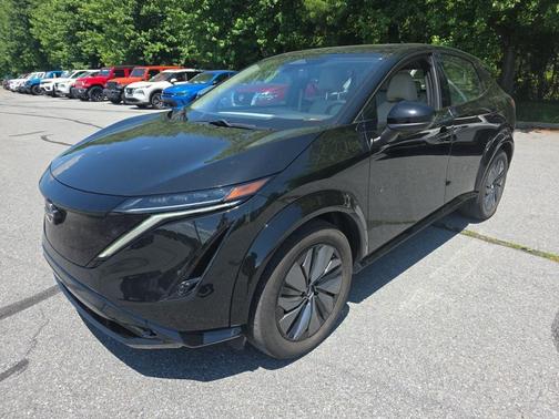 Black Diamond Pearl 2024 Nissan ARIYA EVOLVE+