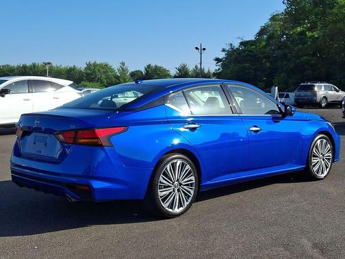 Bluestone 2025 Nissan Altima 2.5 SL