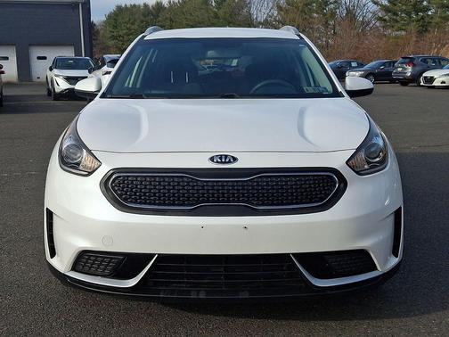 2017 Kia Niro LX