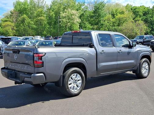 Gun Metallic 2023 Nissan Frontier SV