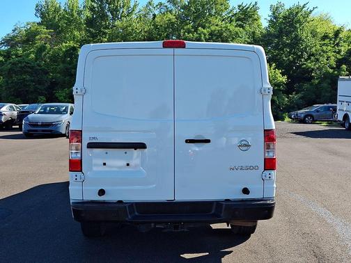 Glacier White 2021 Nissan NV Cargo NV2500 HD SV V8