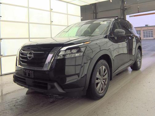 2023 Nissan Pathfinder SV 4WD