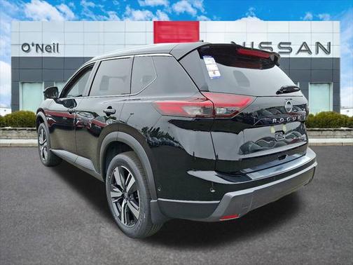 2025 Nissan Rogue SL