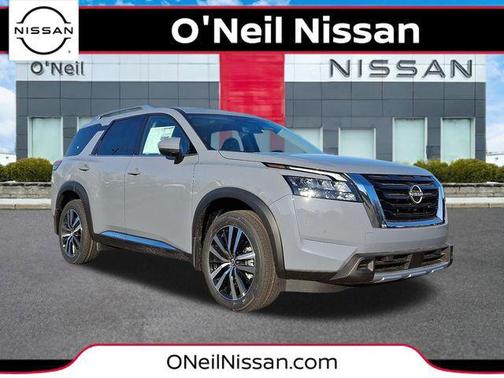 2025 Nissan Pathfinder Platinum 4WD