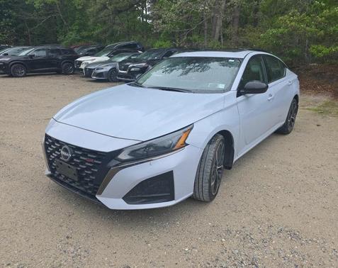 Gray Sky Pearl 2023 Nissan Altima SR Intelligent AWD
