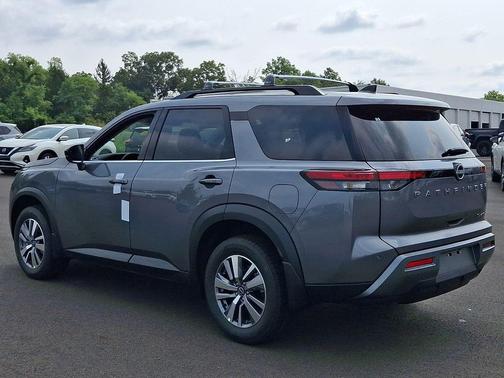 Gun Metallic 2026 Nissan Pathfinder SL