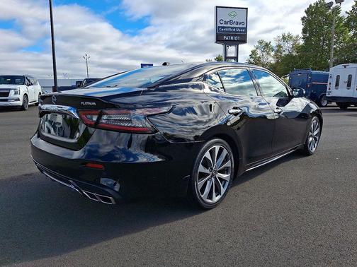 2023 Nissan Maxima 3.5 Platinum