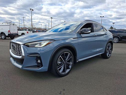 2023 INFINITI QX55 LUXE