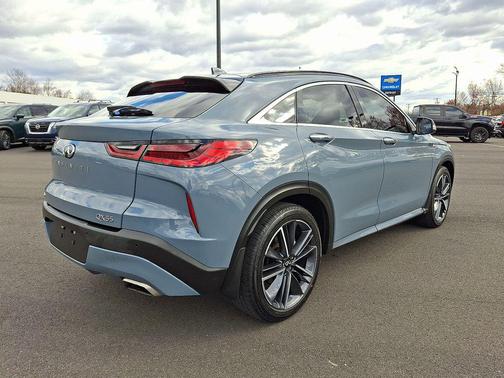 2023 INFINITI QX55 LUXE